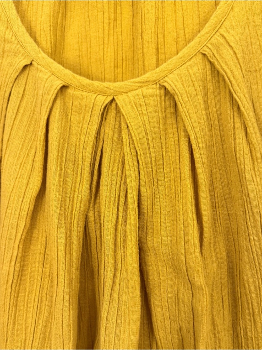 Maternity top S/M
Brand: World Market
Stretchy fabric